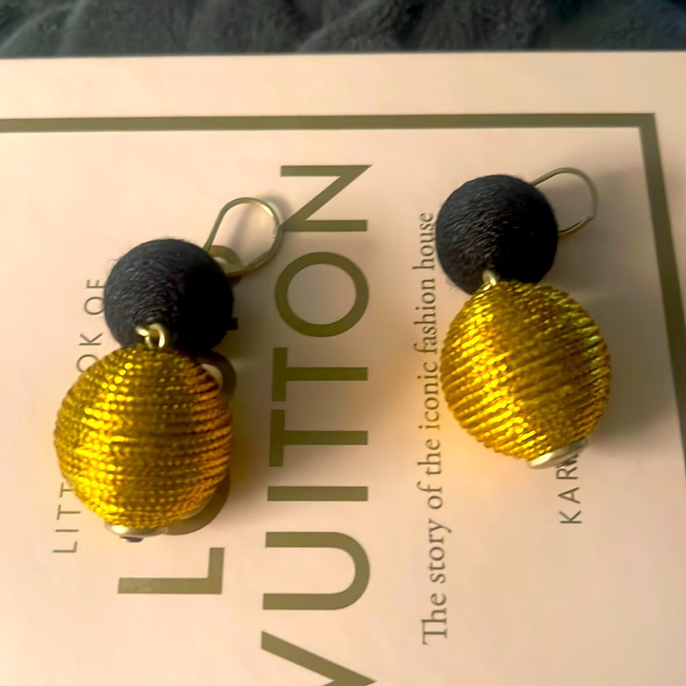 JCrew NWOT gold and black ball earrings